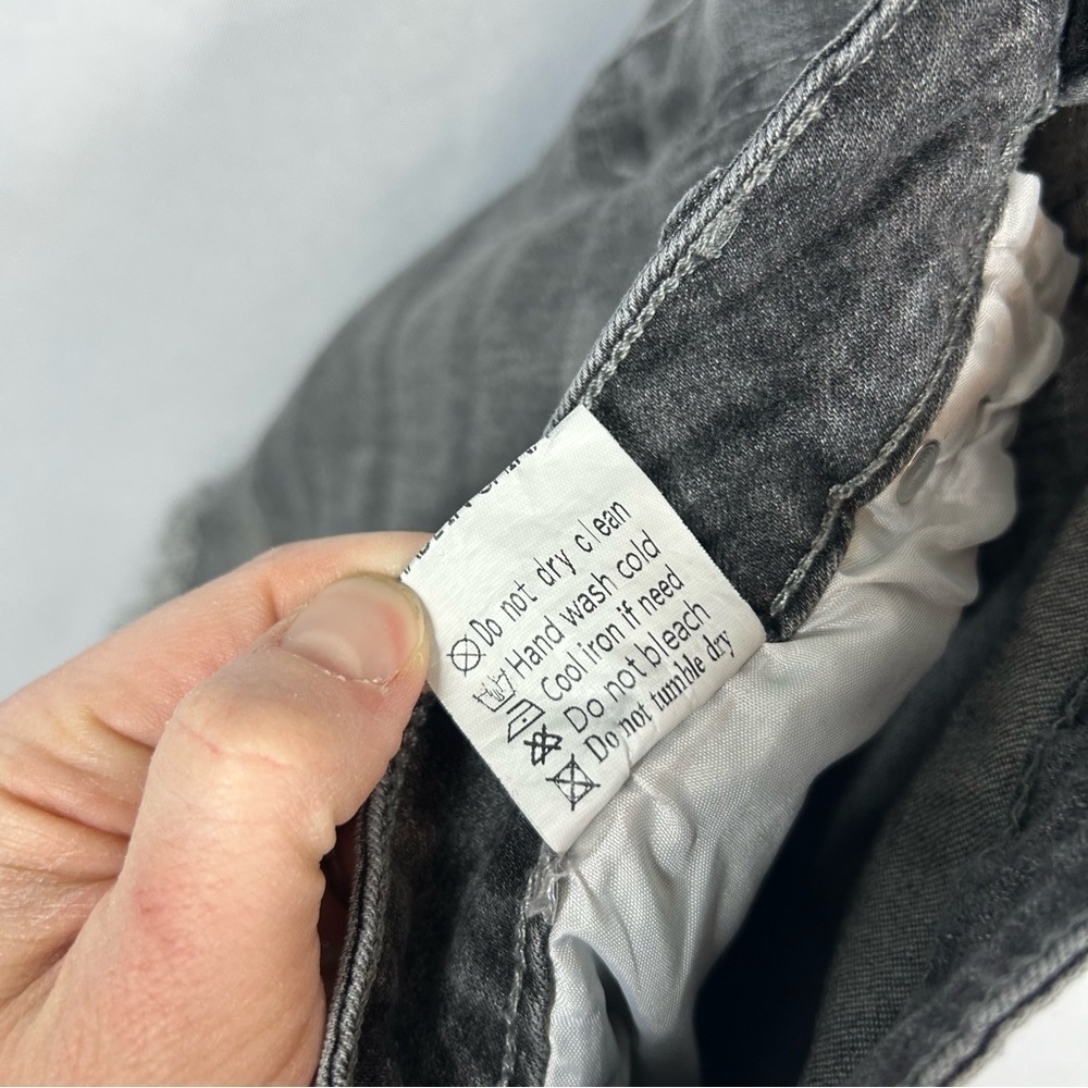 High Rise Cutoff Shorts Jean Denim Gray Frayed Raw Hem Ripped Size Large Juniors - Picture 7 of 10